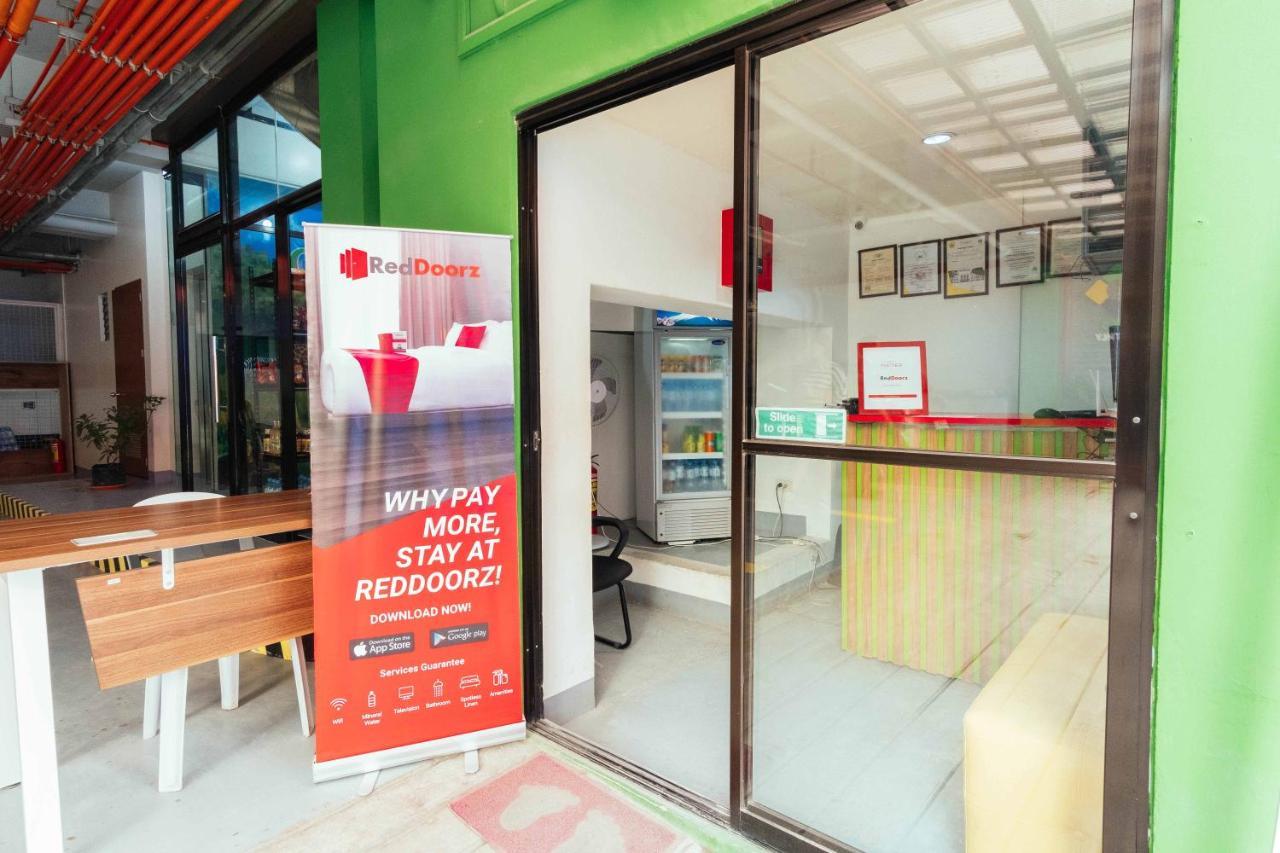 Reddoorz Plus @ It Park Cebu Exterior photo